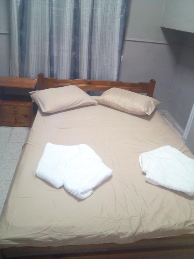 Hotel Feron Athena Bagian luar foto