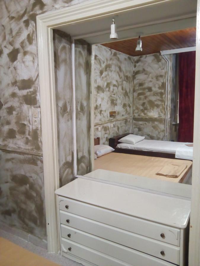 Hotel Feron Athena Bagian luar foto