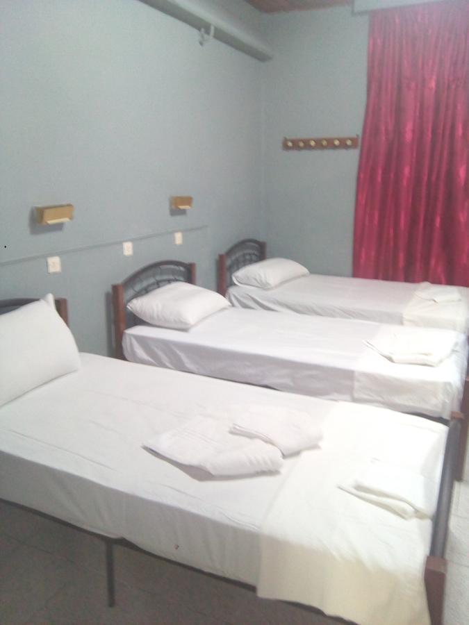 Hotel Feron Athena Bagian luar foto
